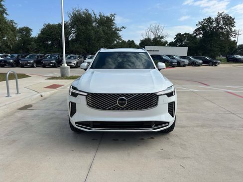 Used 2026 Volvo XC90 B6 Plus w/ Protection Package image 6