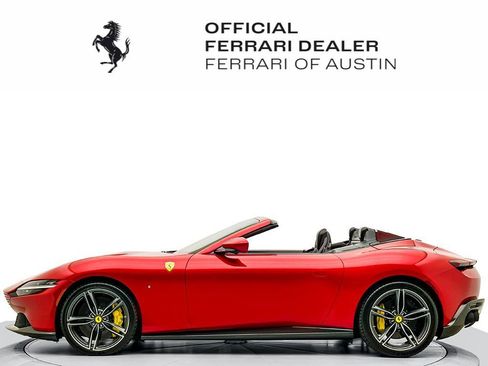 Certified 2024 Ferrari Roma Spider RWD image 4