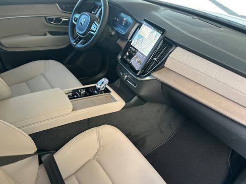 New 2026 Volvo XC90 B6 Core AWD/4WD image 17