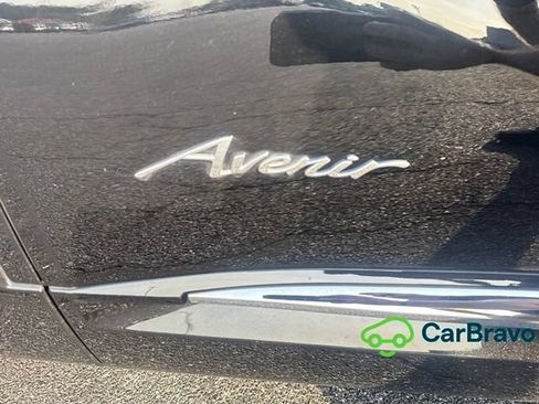 Used 2023 Buick Envision Avenir AWD/4WD image 20