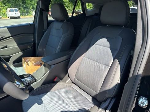 Used 2026 Chevrolet Trax LT w/ Driver Confidence Package FWD image 13