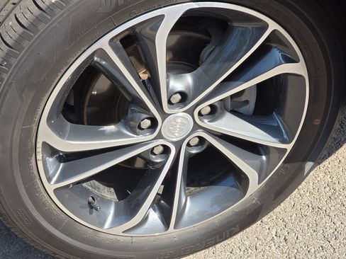 Used 2023 Buick Encore GX Select FWD image 13