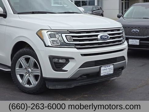 Used 2020 Ford Expedition XLT w/ Equipment Group 202A AWD/4WD image 70