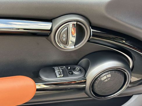 Used 2024 MINI Cooper SE FWD image 26