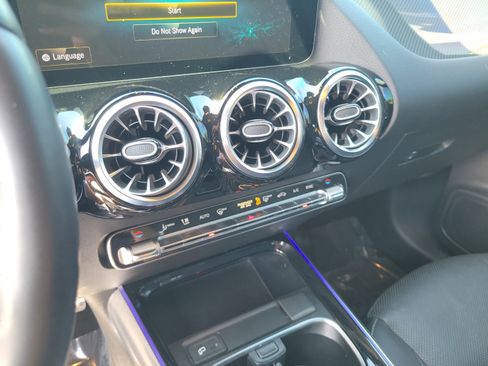 Certified 2022 Mercedes-Benz GLA 250 image 18