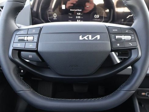 New 2025 Kia K4 EX FWD image 30