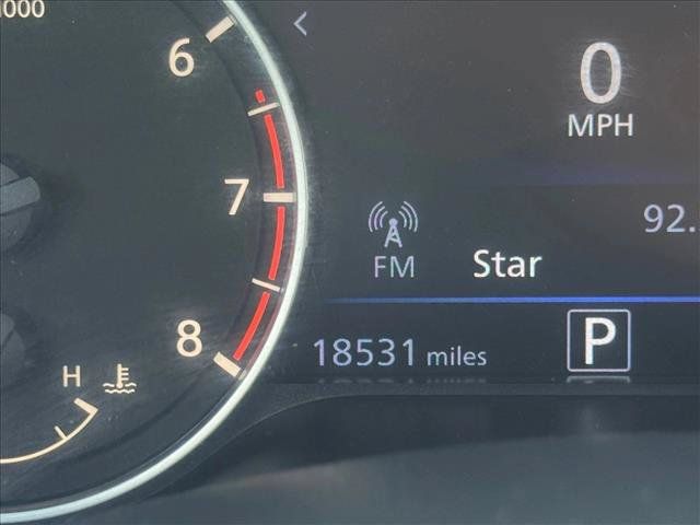 Used 2025 Nissan Altima 2.5 SR AWD/4WD image 11