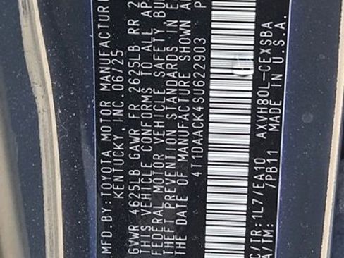 Used 2025 Toyota Camry SE w/ Multimedia Upgrade Package FWD image 15