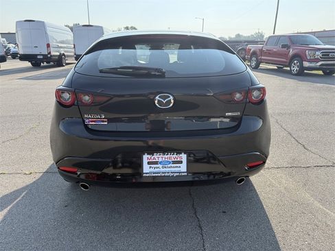Used 2024 MAZDA MAZDA3 s image 4