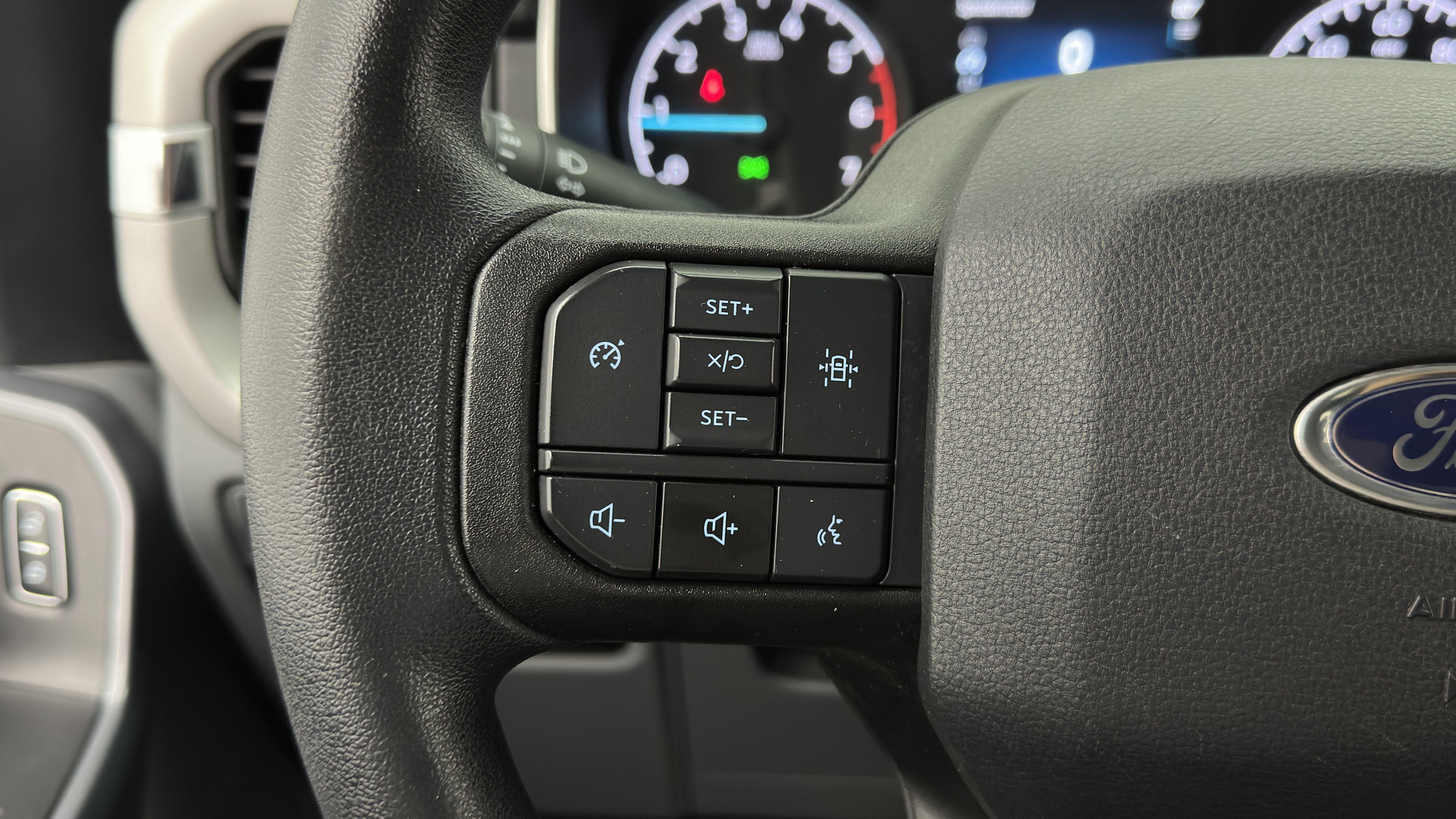 Used 2023 Ford F150 XLT w/ XTR Package AWD/4WD image 21