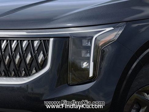 New 2026 Kia Carnival LX image 13