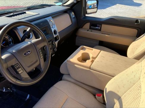 Used 2013 Ford F150 XLT w/ Luxury Equipment Group image 16