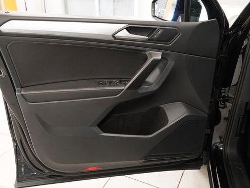 Used 2023 Volkswagen Tiguan S image 16