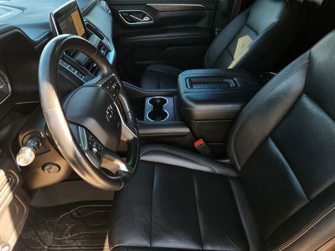 Used 2021 Chevrolet Tahoe Z71 w/ Luxury Package image 17