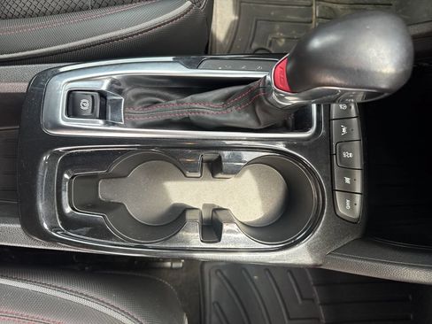 Used 2021 Chevrolet TrailBlazer RS w/ Sun and Liftgate Package AWD/4WD image 29
