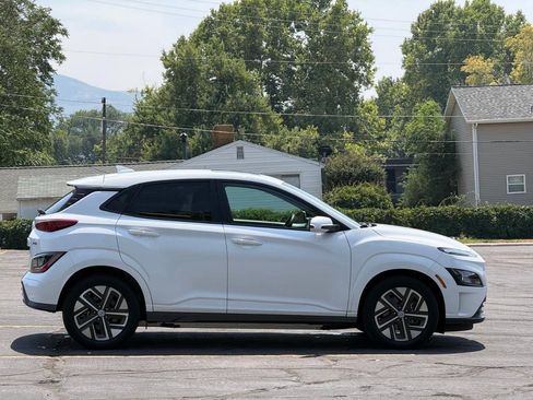 Used 2023 Hyundai Kona SEL FWD image 6