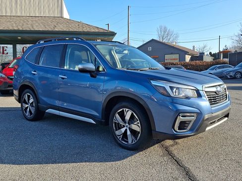 Used 2019 Subaru Forester Touring w/ Popular Package #3 image 3
