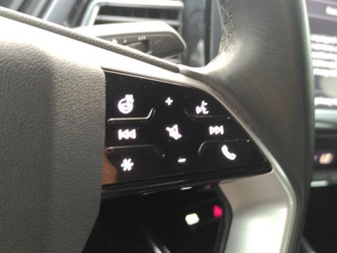 Used 2023 Audi Q4 e-tron Premium Plus w/ Premium Plus image 37