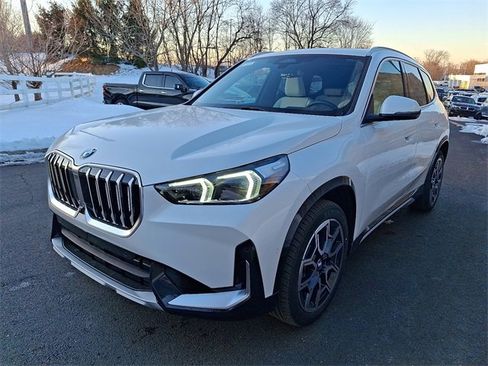 New 2026 BMW X1 xDrive28i w/ Technology Package image 3
