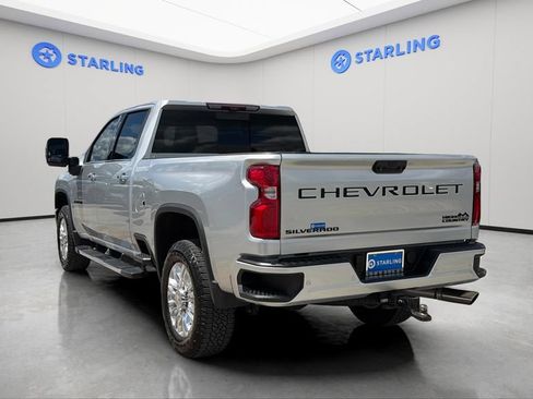 Used 2022 Chevrolet Silverado 2500 High Country w/ LPO, Dark Essentials Package AWD/4WD image 6