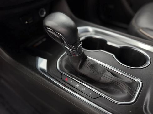 Used 2023 Chevrolet Traverse Premier w/ Redline Edition FWD image 37