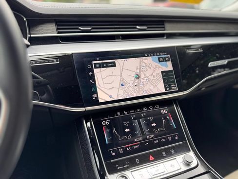 Used 2023 Audi A8 L 3.0T AWD/4WD image 19