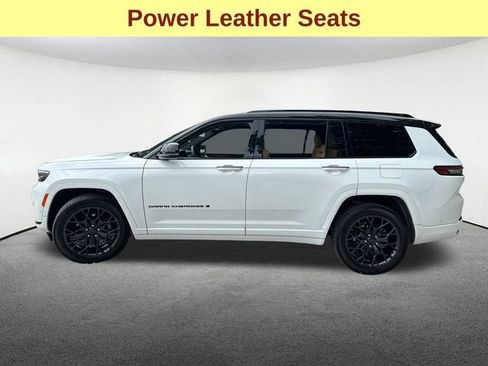 Certified 2025 Jeep Grand Cherokee L Summit w/ Advanced Protech Group IV AWD/4WD image 8