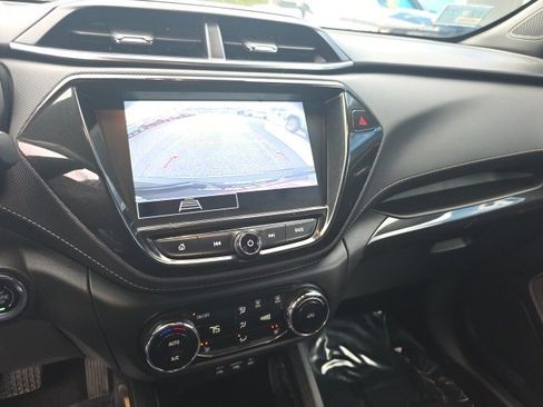 Used 2023 Chevrolet TrailBlazer ACTIV w/ Sun and Liftgate Package image 19
