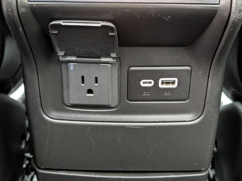 Used 2021 GMC Acadia Denali w/ Denali Ultimate Package image 45