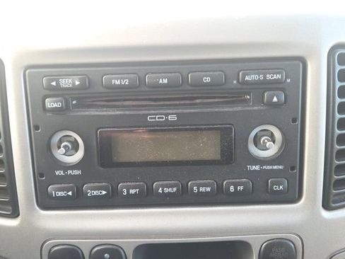 Used 2006 Ford Escape XLT image 25