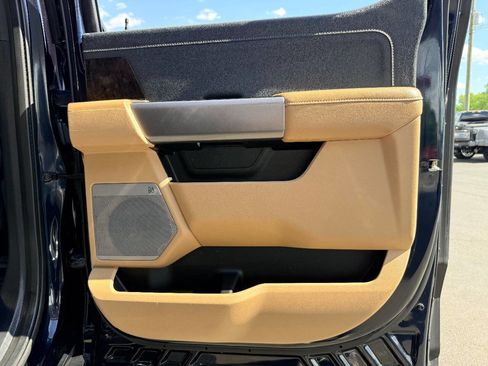 Used 2023 Ford F450 Lariat AWD/4WD image 36