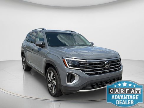 Certified 2025 Volkswagen Atlas SEL AWD/4WD image 4