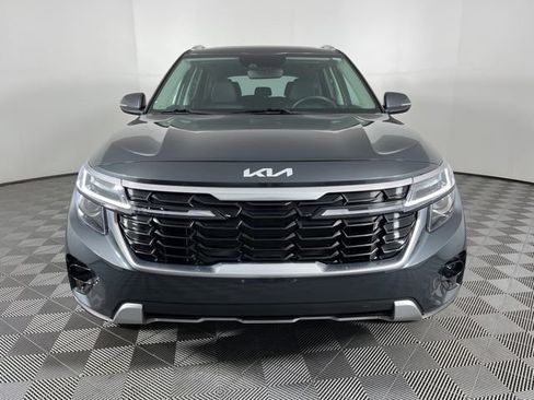 Used 2024 Kia Seltos EX AWD/4WD image 3