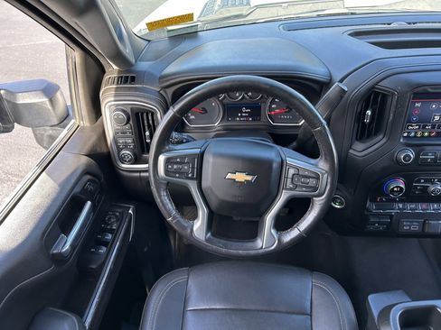 Used 2023 Chevrolet Silverado 2500 LTZ image 27