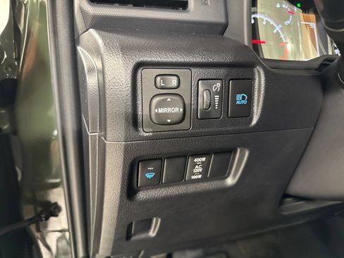 Used 2020 Toyota 4Runner TRD Pro AWD/4WD image 18