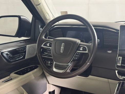 Certified 2023 Lincoln Navigator Black Label AWD/4WD image 20