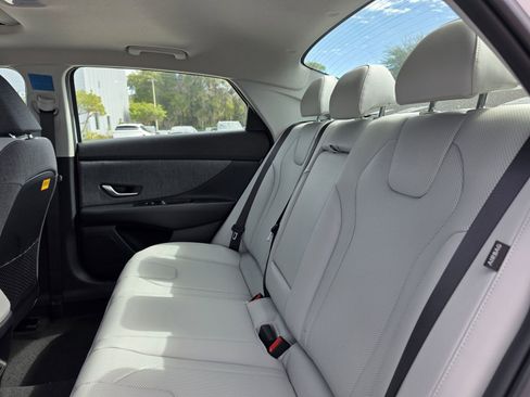 New 2026 Hyundai Elantra Limited image 15