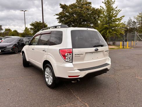 Used 2013 Subaru Forester 2.5X Premium AWD/4WD image 6