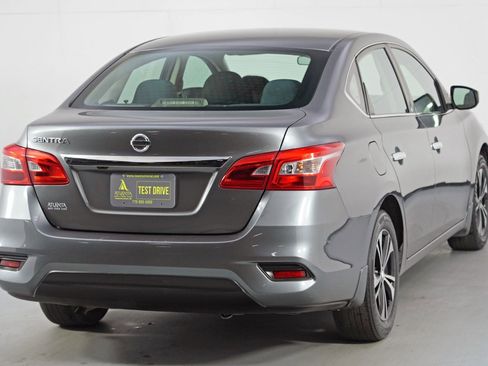 Used 2019 Nissan Sentra S image 43