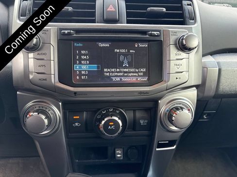 Used 2015 Toyota 4Runner SR5 AWD/4WD image 13