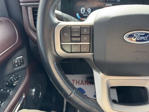 Used 2023 Ford Expedition Max Limited image 24