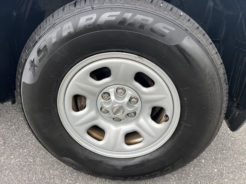 Used 2014 Nissan Frontier S RWD image 12