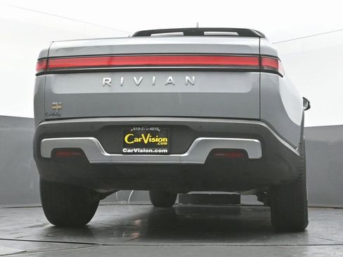 Used 2022 Rivian R1T Adventure image 48