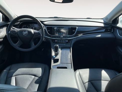 Used 2017 Buick LaCrosse Essence FWD image 10