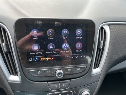 Used 2024 Chevrolet Malibu LT image 11