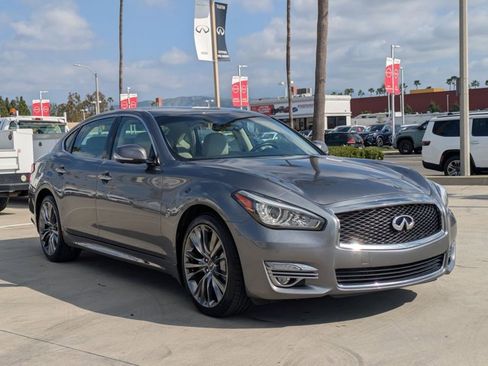Used 2018 INFINITI Q70 L 3.7 image 3