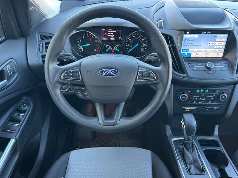 Used 2019 Ford Escape SE image 14