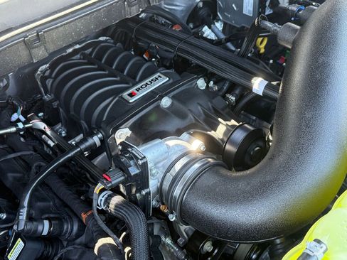 New 2025 Ford F150 XLT w/ Equipment Group 302A MID image 40