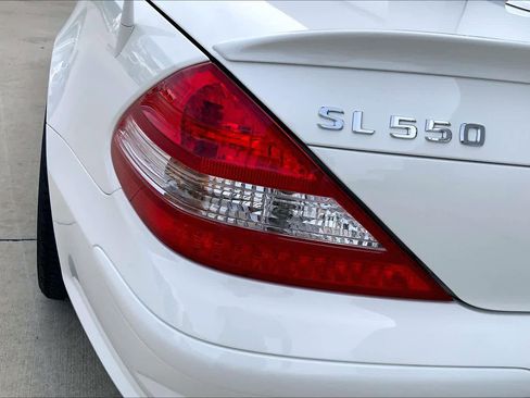 Used 2007 Mercedes-Benz SL 550 image 24