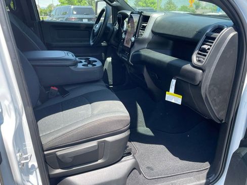 New 2025 RAM 2500 Tradesman image 22